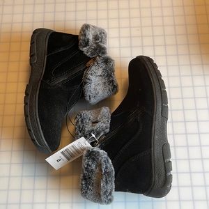 Khombu Winter Boots